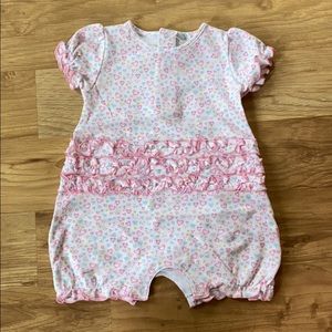 Adorable bodysuit with ruffles and hearts